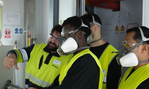 Un projecte innovador per a la inserció laboral de joves en el sector de la pintura industrial